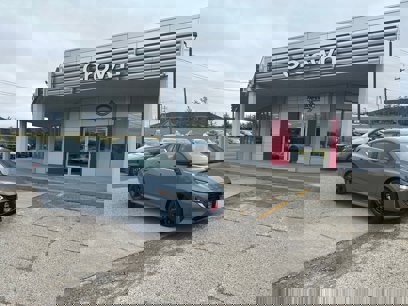 New 2025 Nissan Sentra SR w/ Trunk Package