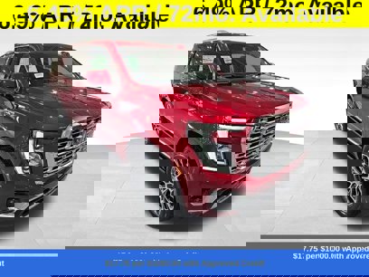 New 2025 GMC Yukon Denali w/ Sun & Power Step Package