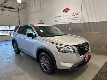 New 2025 Nissan Pathfinder S