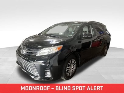 Used 2020 Toyota Sienna XLE