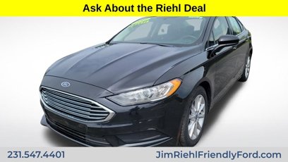 Used 2017 Ford Fusion SE w/ Fusion SE Technology Package
