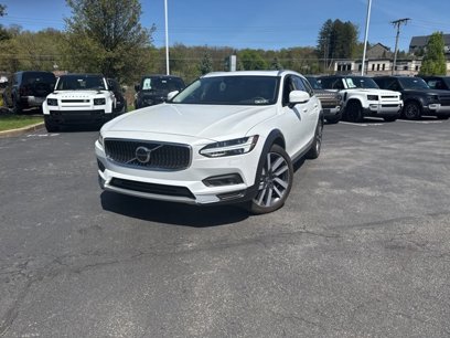 Used 2022 Volvo V90 B6 Cross Country w/ Advanced Package