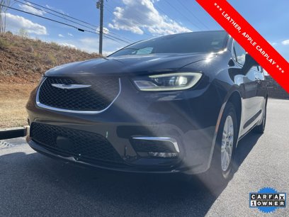 Used 2022 Chrysler Pacifica Touring-L
