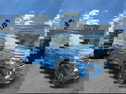 New 2025 Volkswagen Atlas SE