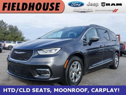 Used 2023 Chrysler Pacifica Limited