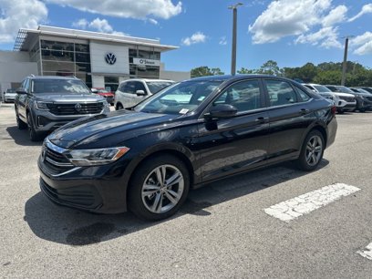 Used 2024 Volkswagen Jetta SE w/ Panoramic Sunroof Package