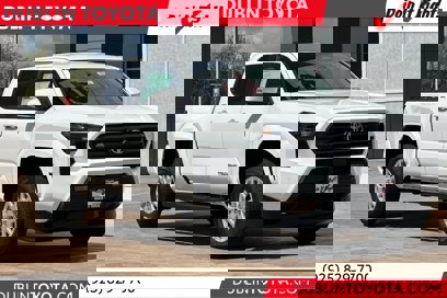 New 2025 Toyota Tacoma SR5