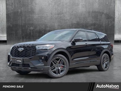 New 2025 Ford Explorer ST-Line w/ Premium Package