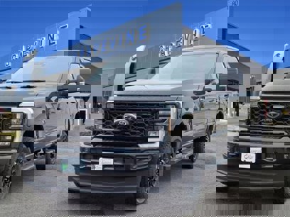 New 2025 Ford F250 XLT