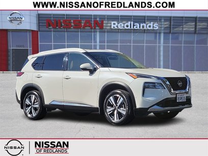 Certified 2022 Nissan Rogue Platinum w/ Head-Up Display Package