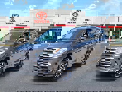 Used 2018 Toyota Highlander XLE