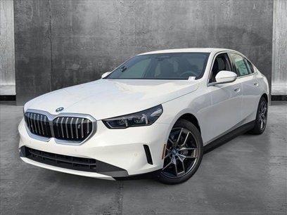 New 2025 BMW i5 eDrive40i w/ Premium Package
