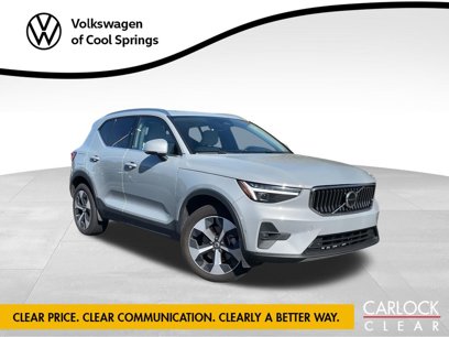 Used 2025 Volvo XC40 B5 Plus w/ Protection Package Premier