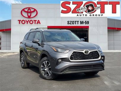 New 2025 Toyota Highlander XLE
