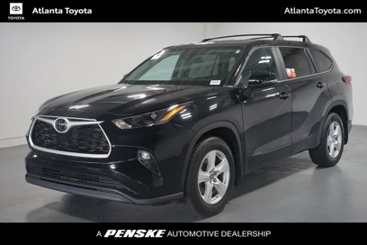 Used 2023 Toyota Highlander LE