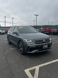 Used 2022 Volkswagen Tiguan SEL R-Line