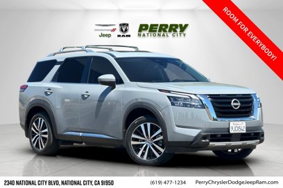 Used 2024 Nissan Pathfinder Platinum