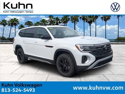 New 2025 Volkswagen Atlas Peak Edition SE