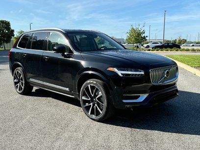 New 2025 Volvo XC90 B5 Plus w/ Protection Package