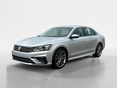 Used 2016 Volkswagen Passat 1.8T R-Line