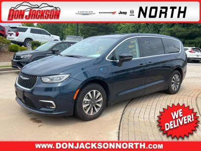Used 2023 Chrysler Pacifica Touring-L