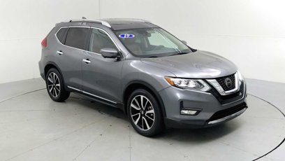 Used 2019 Nissan Rogue SL w/ Premium Package