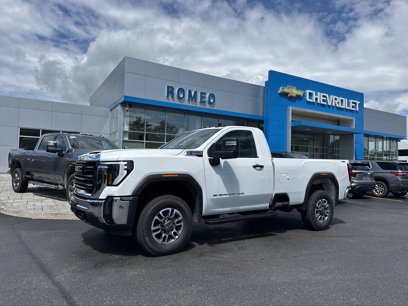 New 2025 GMC Sierra 3500 Pro