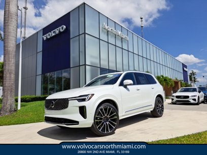 New 2025 Volvo XC90 B6 Ultra w/ Protection Package Premier