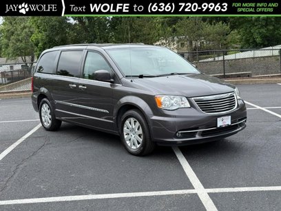 Used 2015 Chrysler Town & Country Touring w/ Driver Convenience Group