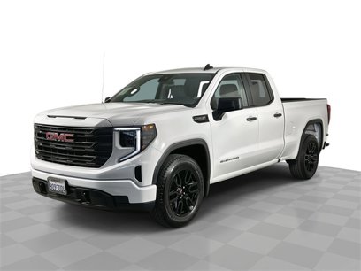 Used 2025 GMC Sierra 1500 Pro w/ Graphite Edition