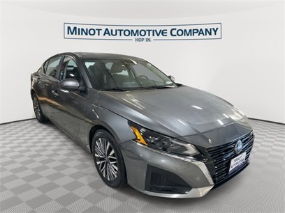 Used 2023 Nissan Altima 2.5 SV
