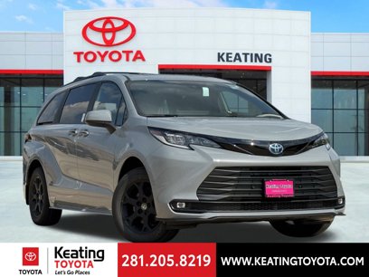 New 2025 Toyota Sienna XLE Woodland Edition