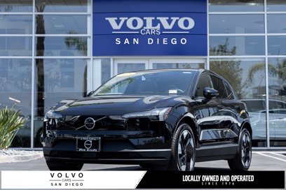 New 2025 Volvo EX30 Ultra w/ Climate Package