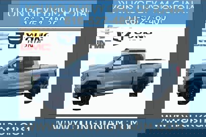 New 2025 GMC Sierra 1500 Elevation