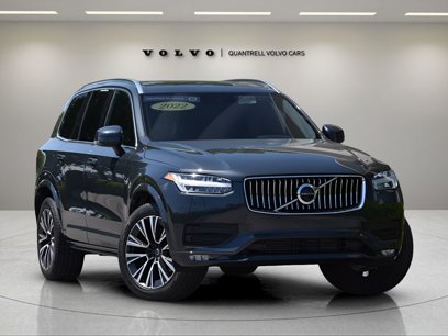 Used 2022 Volvo XC90 T6 Momentum w/ Climate Package