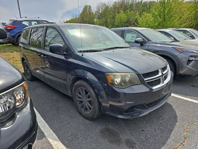 Used 2014 Dodge Grand Caravan SXT w/ UConnect Hands-Free Group