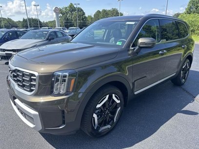 New 2025 Kia Telluride S
