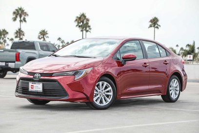 Certified 2025 Toyota Corolla LE