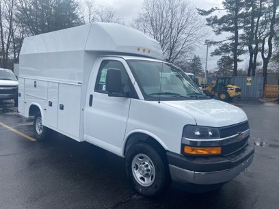 New 2024 Chevrolet Express 3500 w/ Power Convenience Package