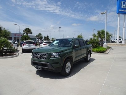 Used 2023 Nissan Frontier SV