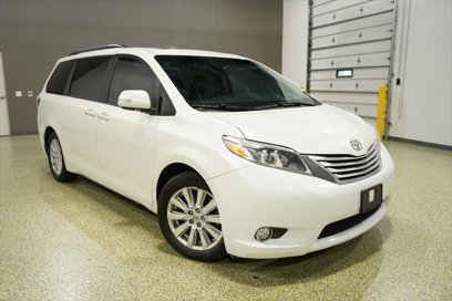 Used 2017 Toyota Sienna XLE