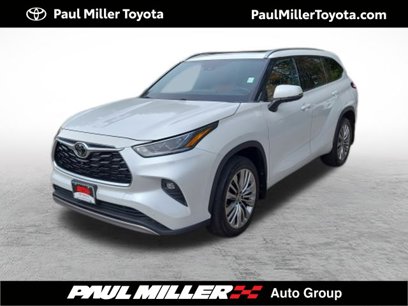 Certified 2022 Toyota Highlander Platinum