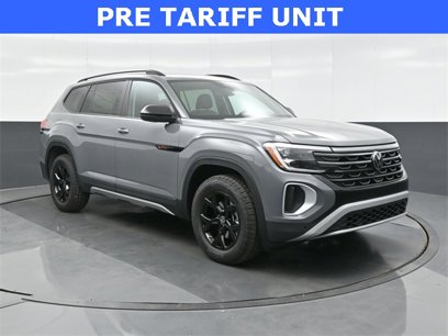 New 2025 Volkswagen Atlas Peak Edition SE