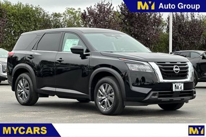 New 2025 Nissan Pathfinder S