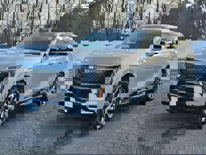 New 2025 Cadillac Escalade IQ Luxury 2