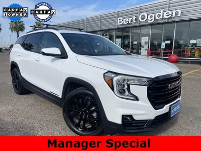 Used 2022 GMC Terrain SLT w/ Infotainment Package II