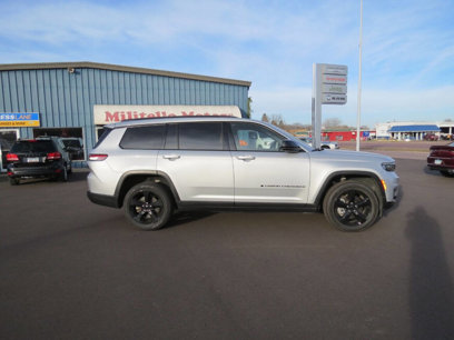 Used 2022 Jeep Grand Cherokee L Limited w/ Black Appearance Package