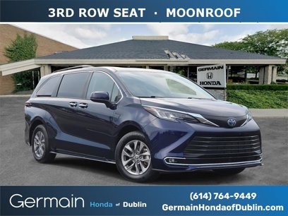 Used 2023 Toyota Sienna XLE