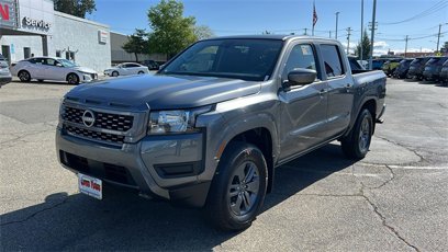 New 2025 Nissan Frontier SV w/ Tow Package