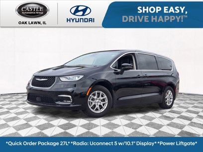 Used 2023 Chrysler Pacifica Touring-L